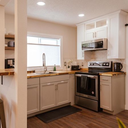 Shares Courtyard Luxury Apt - New! ロックレッジ エクステリア 写真