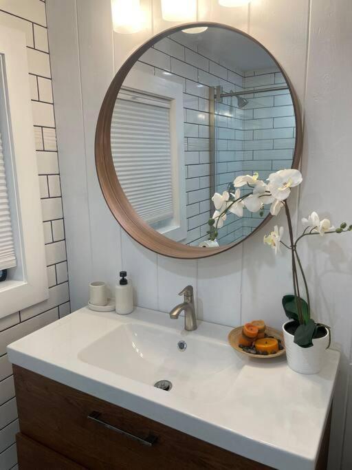 Shares Courtyard Luxury Apt - New! ロックレッジ エクステリア 写真
