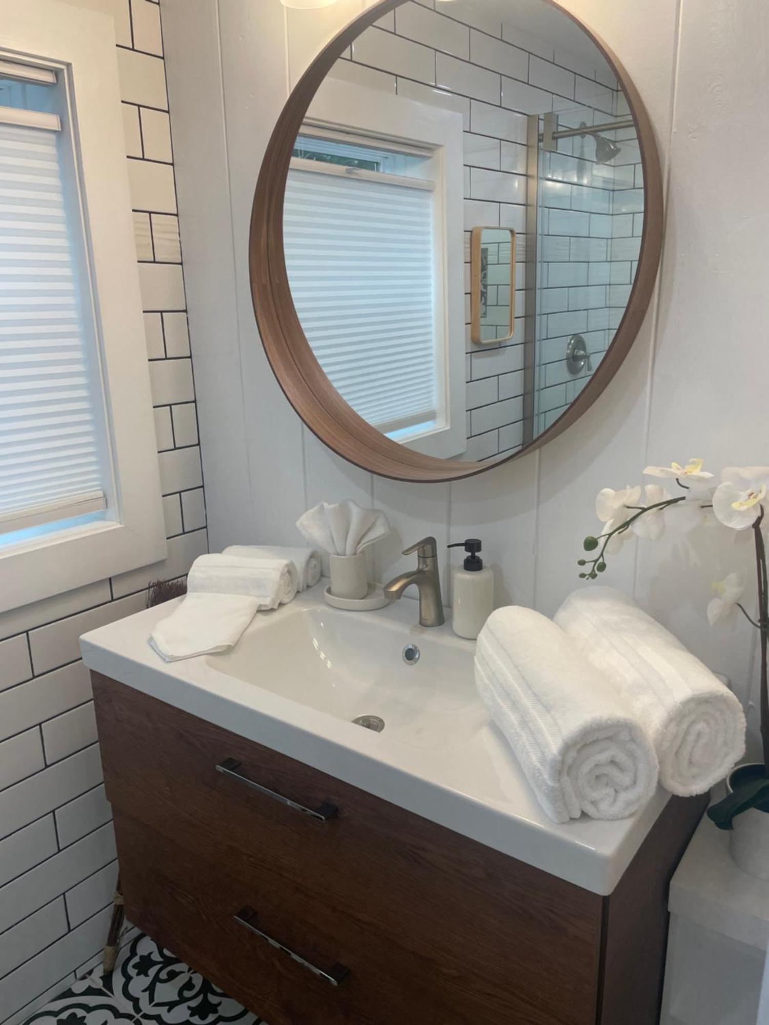 Shares Courtyard Luxury Apt - New! ロックレッジ エクステリア 写真
