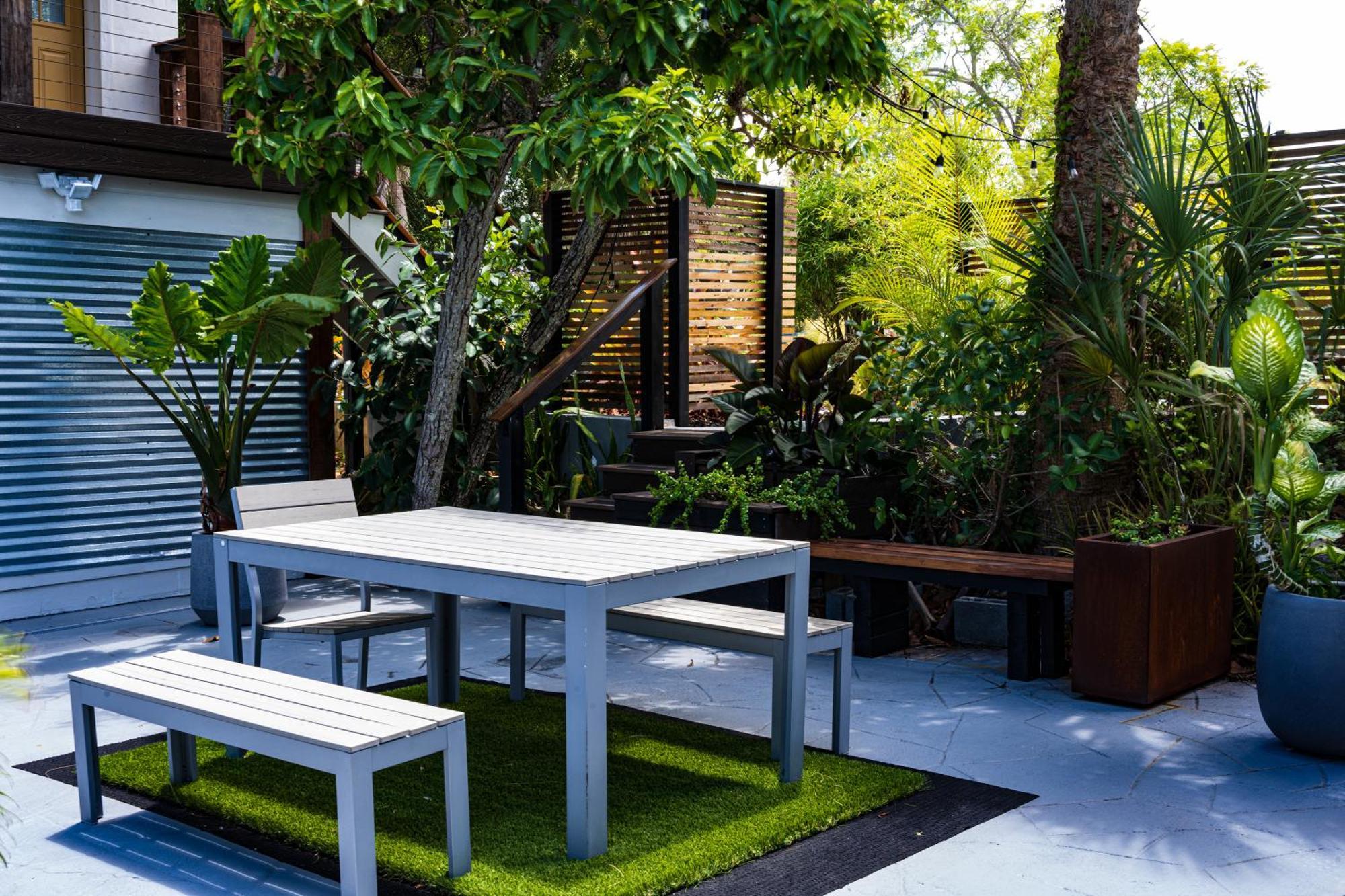 Shares Courtyard Luxury Apt - New! ロックレッジ 部屋 写真